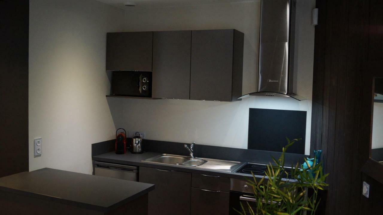 Au Saint Martin Apartment Cholet Exterior photo