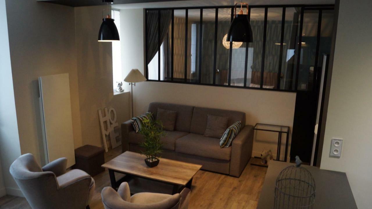 Au Saint Martin Apartment Cholet Exterior photo
